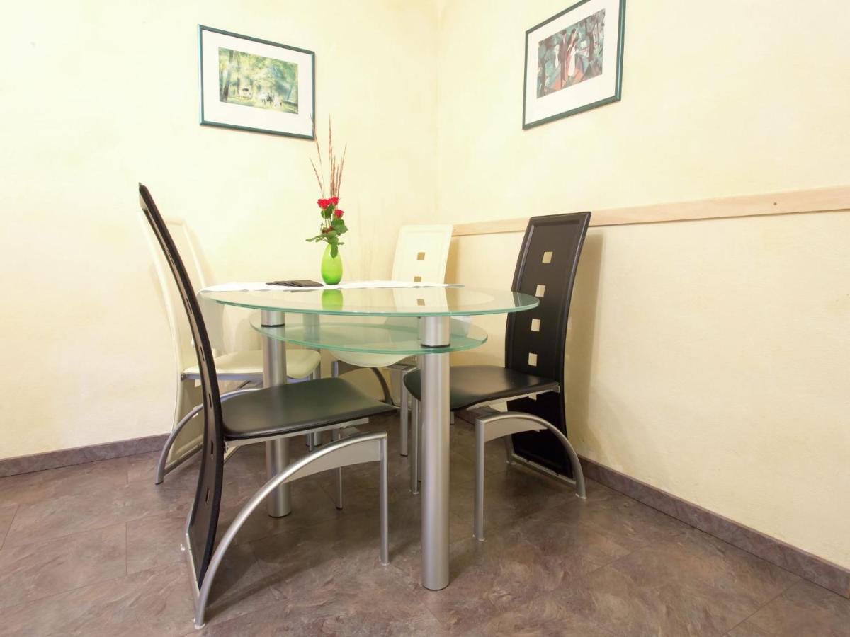 Apartment Close To Hiking And Cycling Trails Lambertsberg Екстер'єр фото